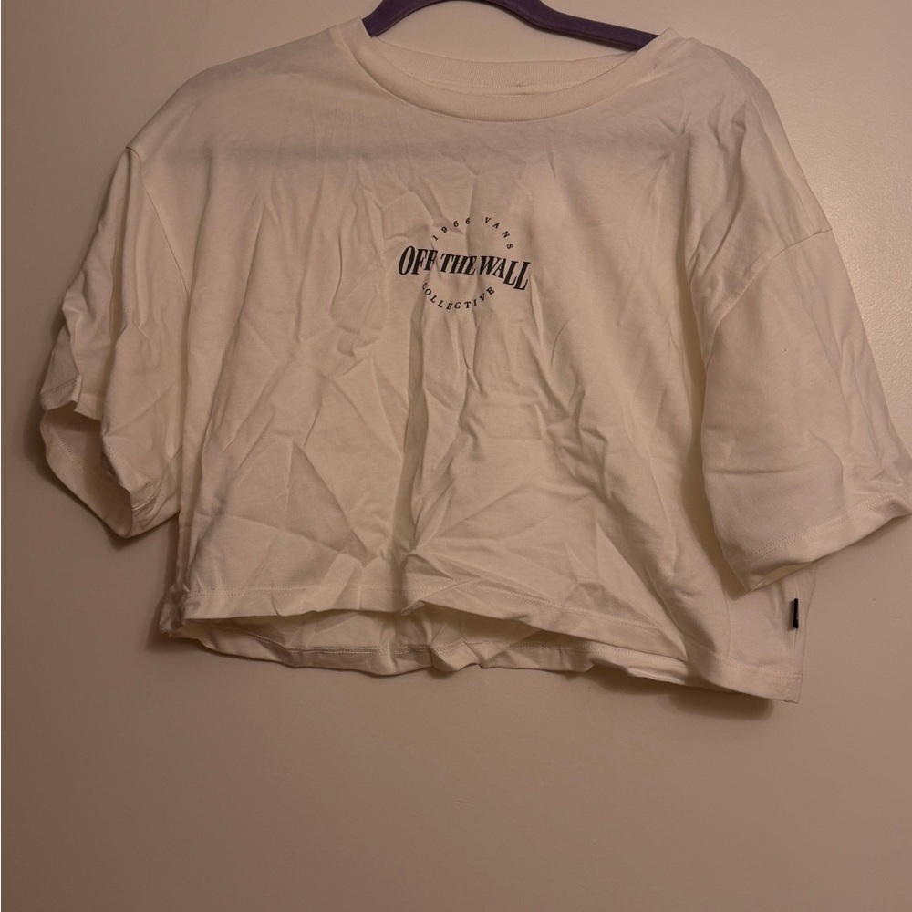 NWTS Vans White Cropped T-Shirt